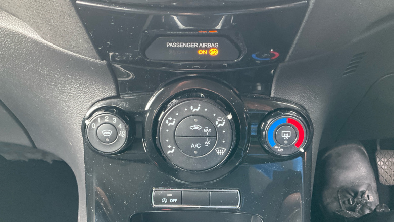 Ford Fiesta 1.0 EcoBoost Zetec Navigation 5dr Petrol Hatchback